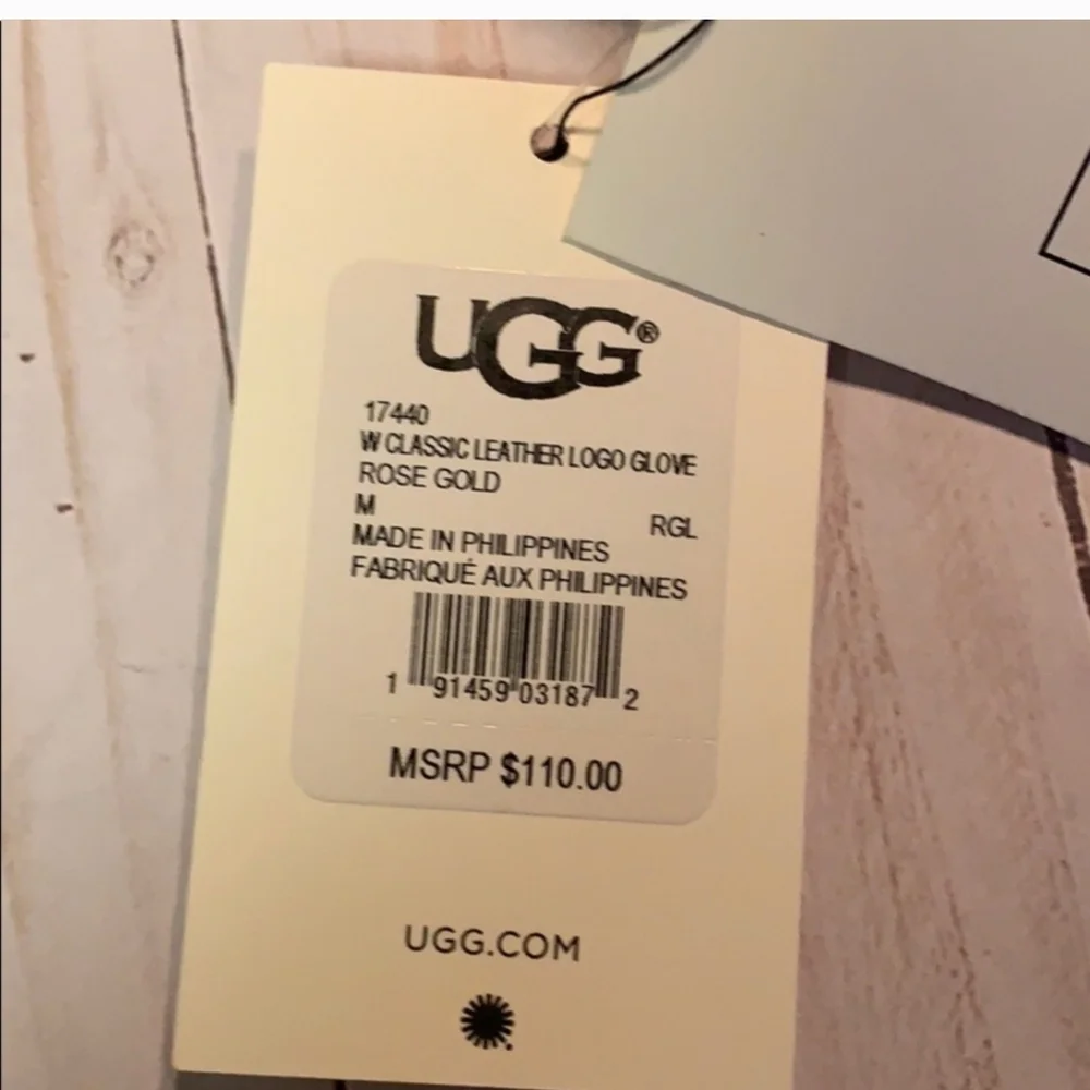 UGG new never